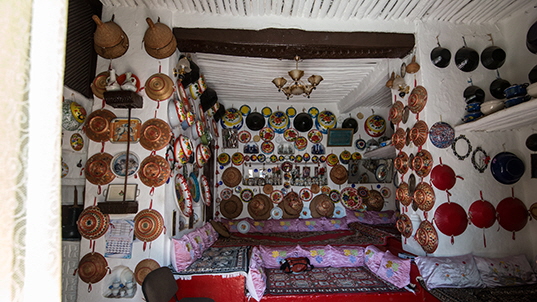 Wohnraum in einem traditionellen Harari-Haus