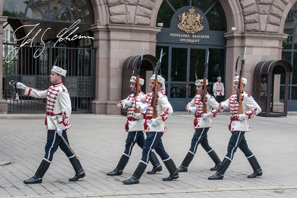 Soldaten vor dem Prsidentenpalast in Sofia