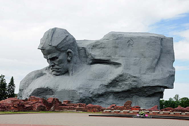 Valor-Denkmal Brest