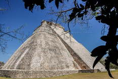 Uxmal - Pyramide des Wahrsagers/Zauberers